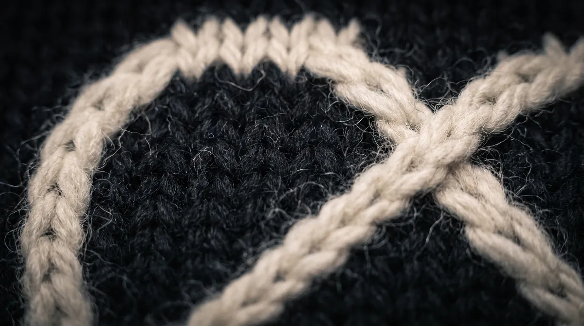 Pentacle Classic, macro of the knitted jacquard stitches